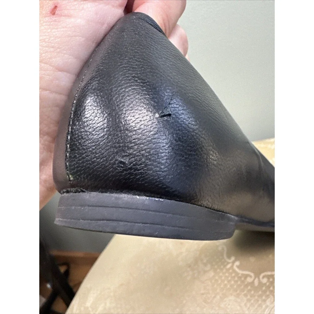 Gianni Bini Square Oval Toe Black Flats‎ Women’s Size 7.5 SEE SCUFFS